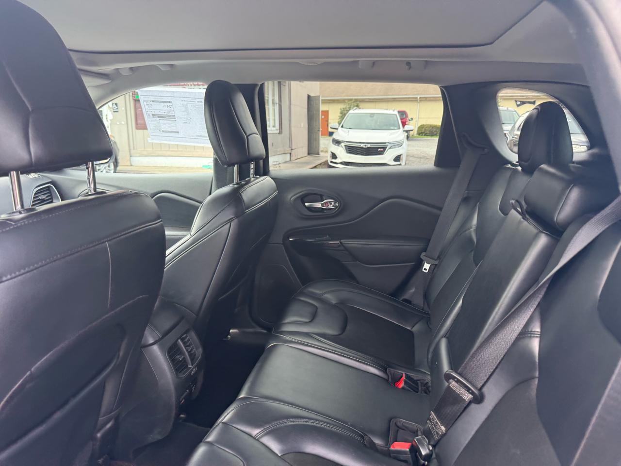 Jeep Cherokee Latitude Plus 4WD 2020