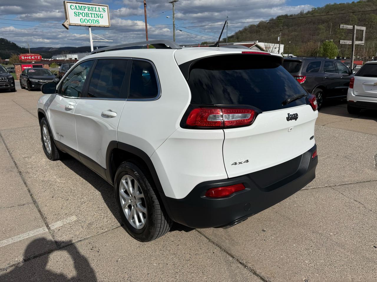 Jeep Cherokee Latitude 4WD 2015