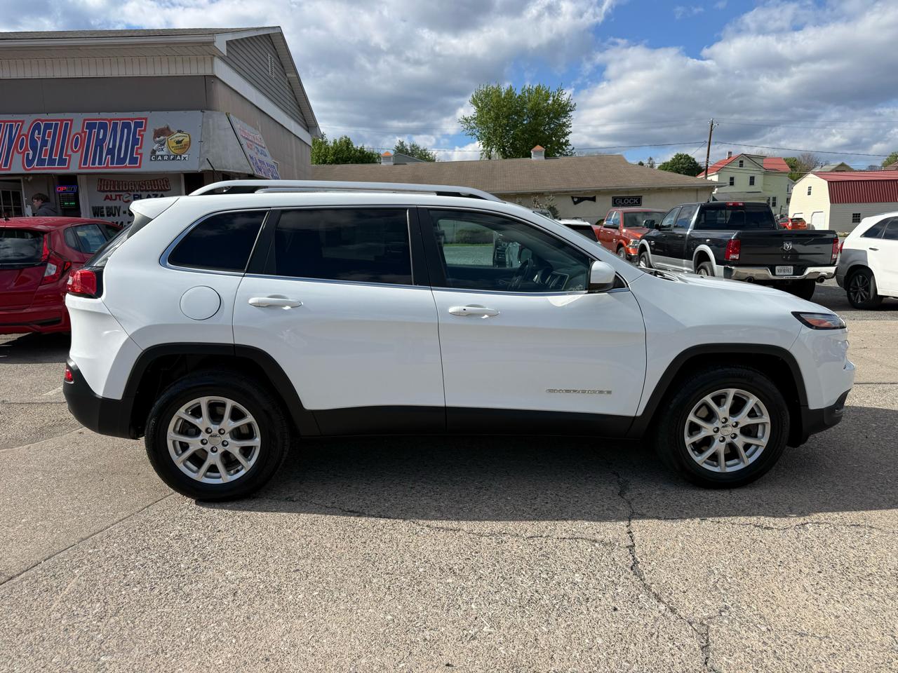 Jeep Cherokee Latitude 4WD 2015