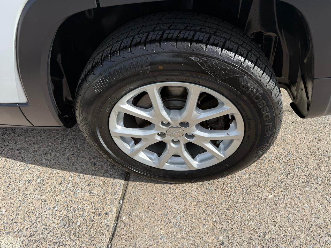 Jeep Cherokee Latitude 4WD 2015