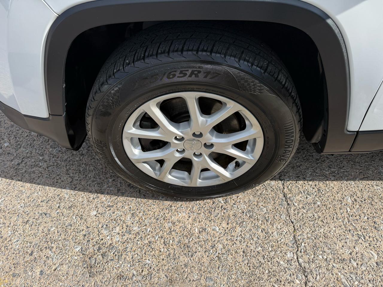 Jeep Cherokee Latitude 4WD 2015