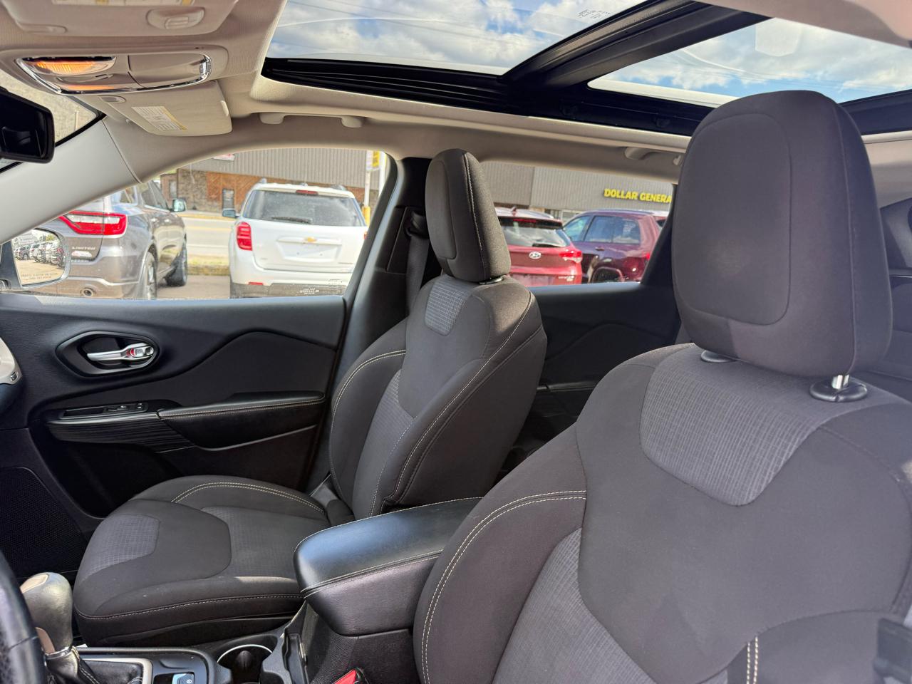 Jeep Cherokee Latitude 4WD 2015