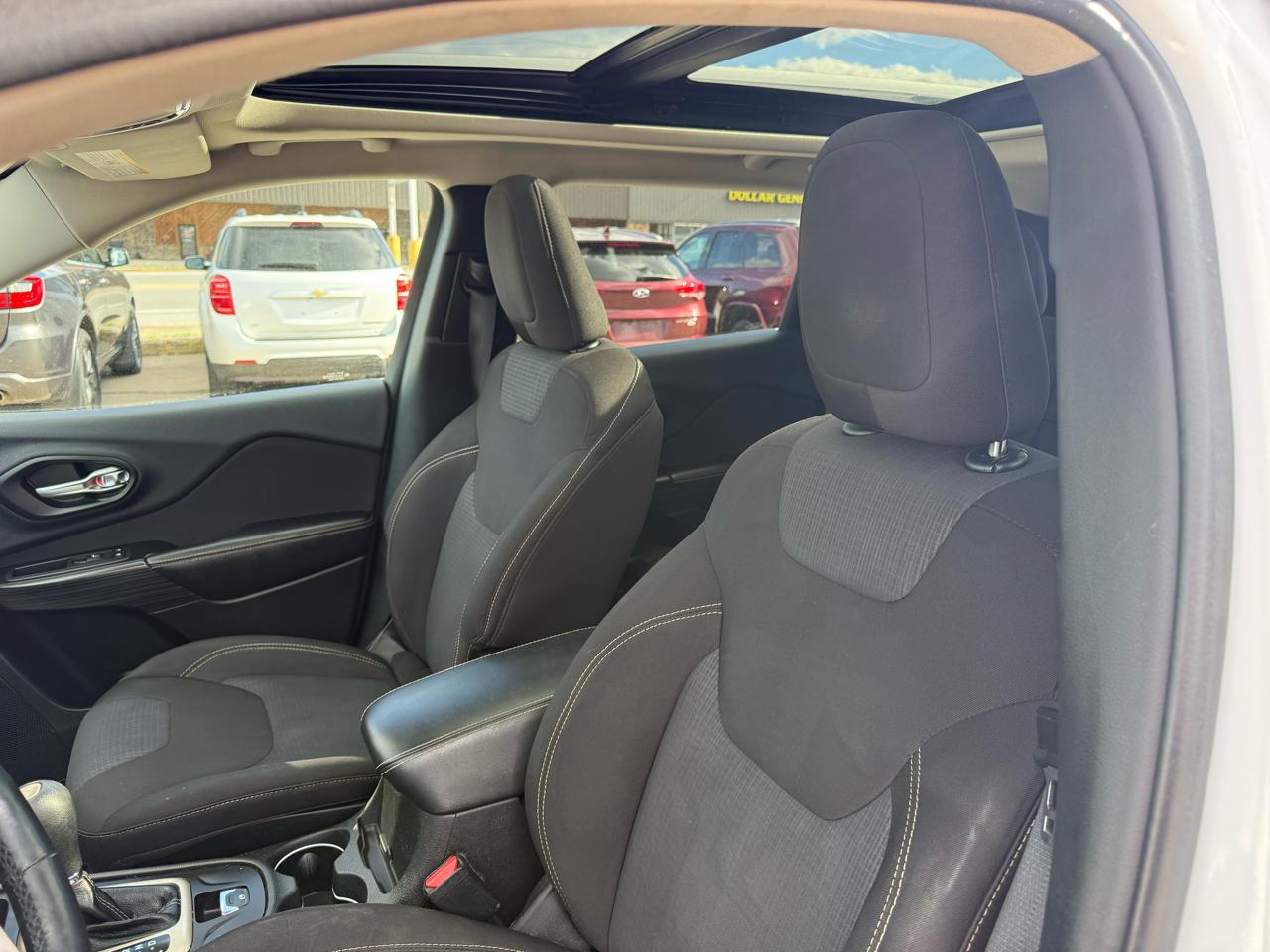 Jeep Cherokee Latitude 4WD 2015