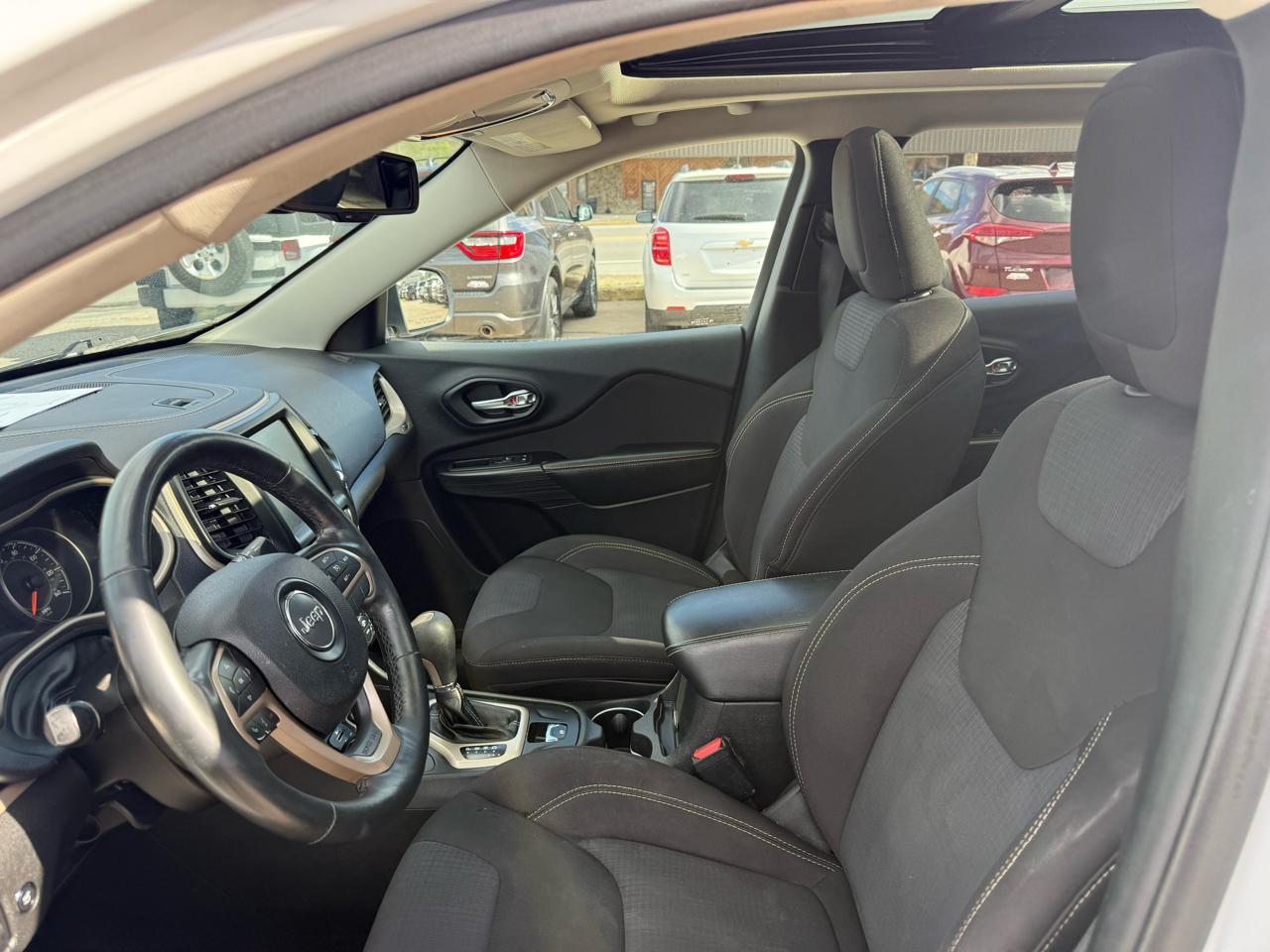 Jeep Cherokee Latitude 4WD 2015