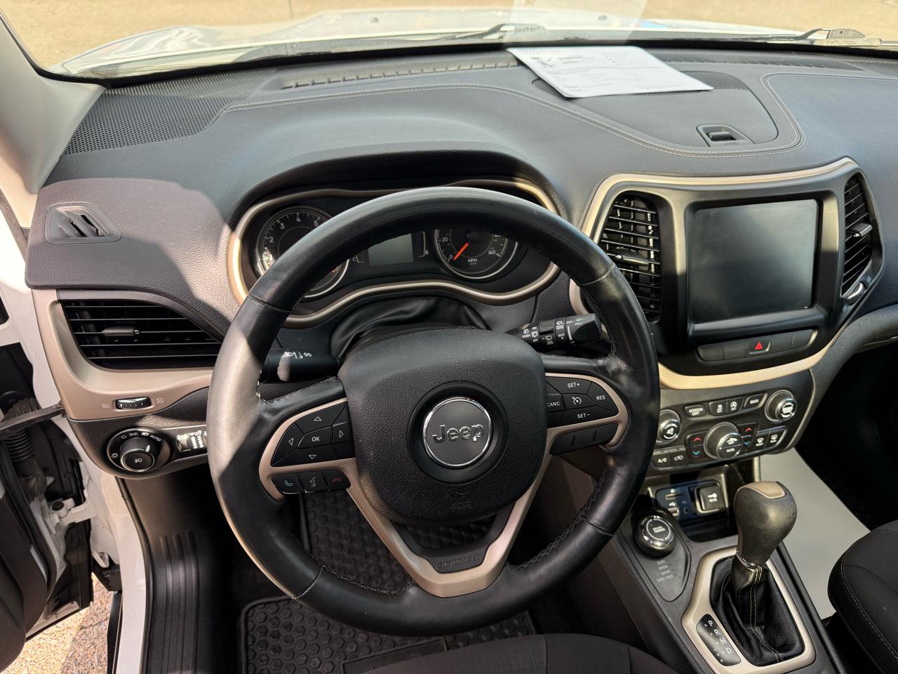 Jeep Cherokee Latitude 4WD 2015