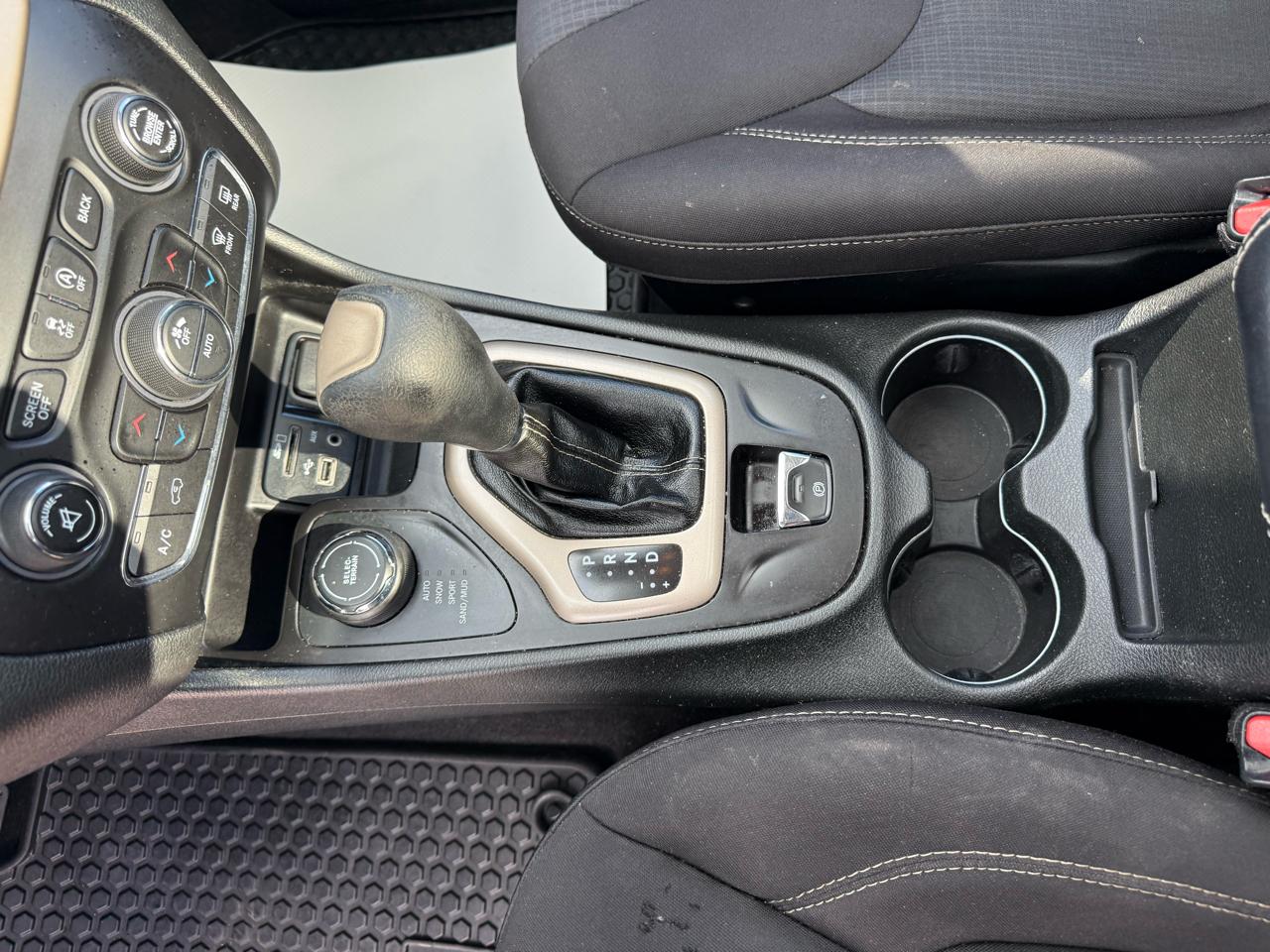 Jeep Cherokee Latitude 4WD 2015
