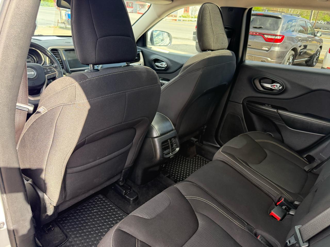 Jeep Cherokee Latitude 4WD 2015