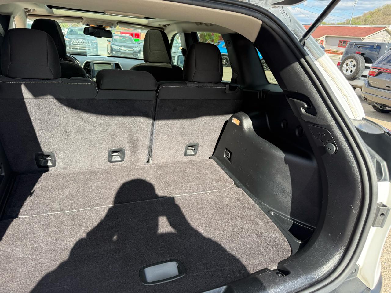 Jeep Cherokee Latitude 4WD 2015