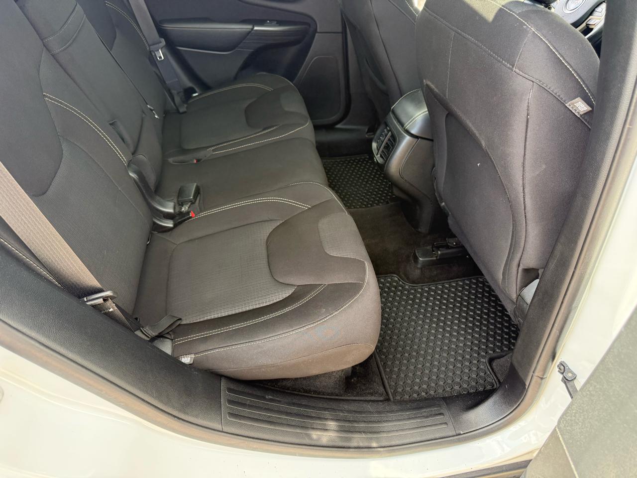 Jeep Cherokee Latitude 4WD 2015