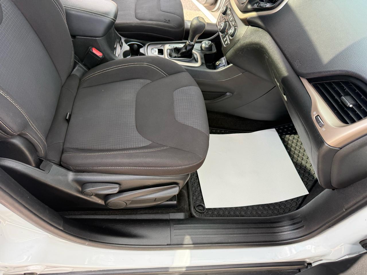 Jeep Cherokee Latitude 4WD 2015