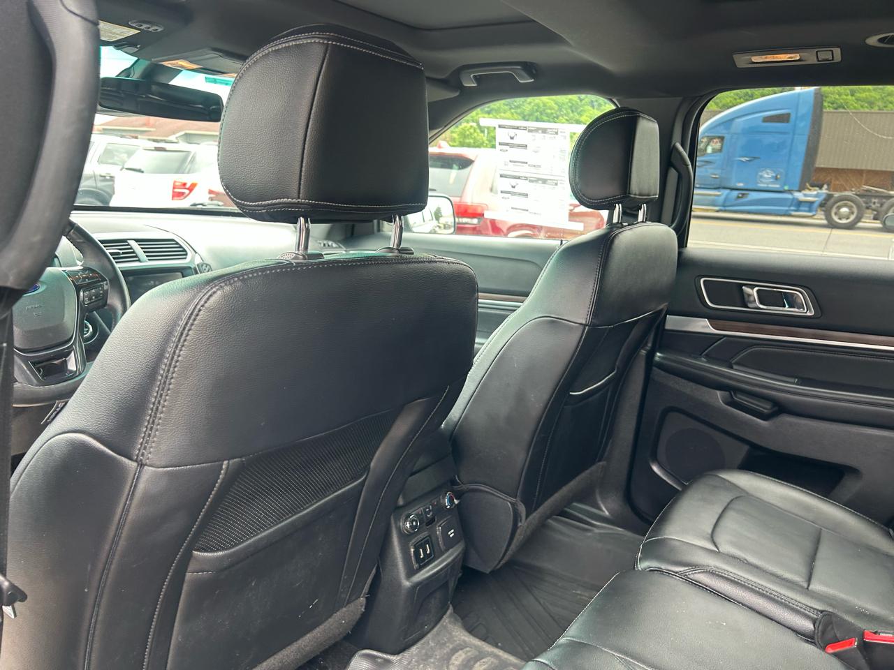 Ford Explorer Limited 4WD 2016