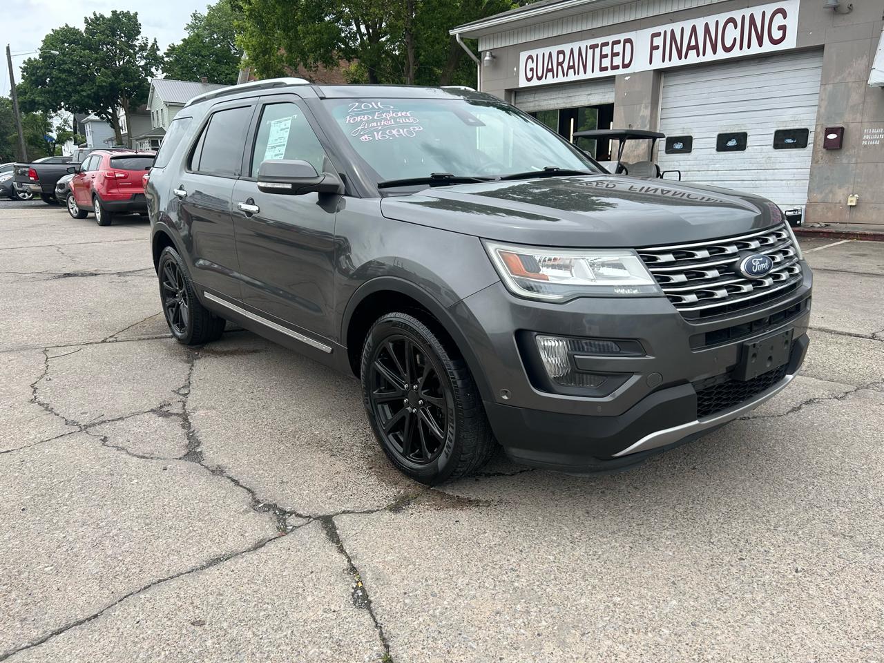 2016 Ford Explorer