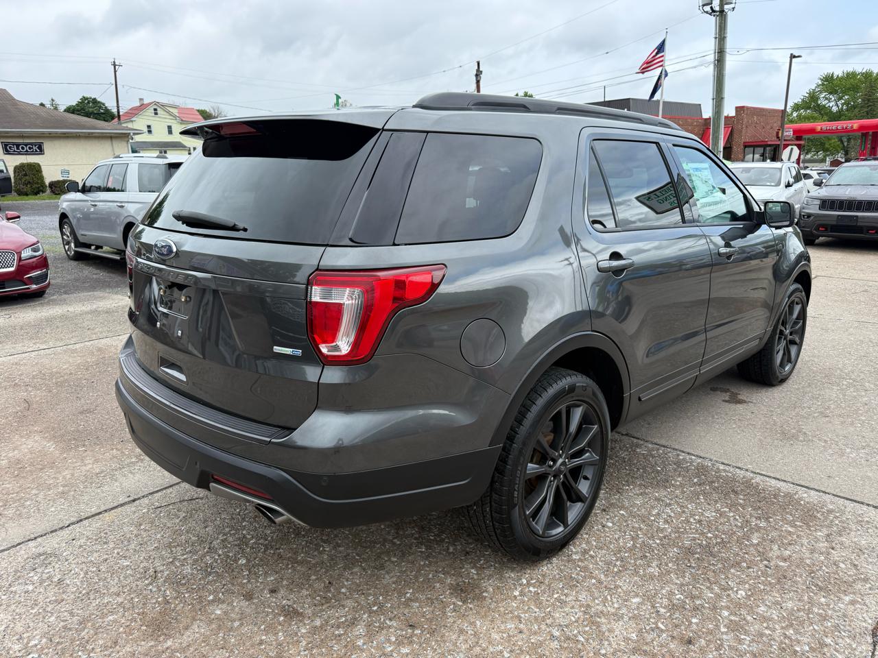 Ford Explorer XLT 4WD 2018