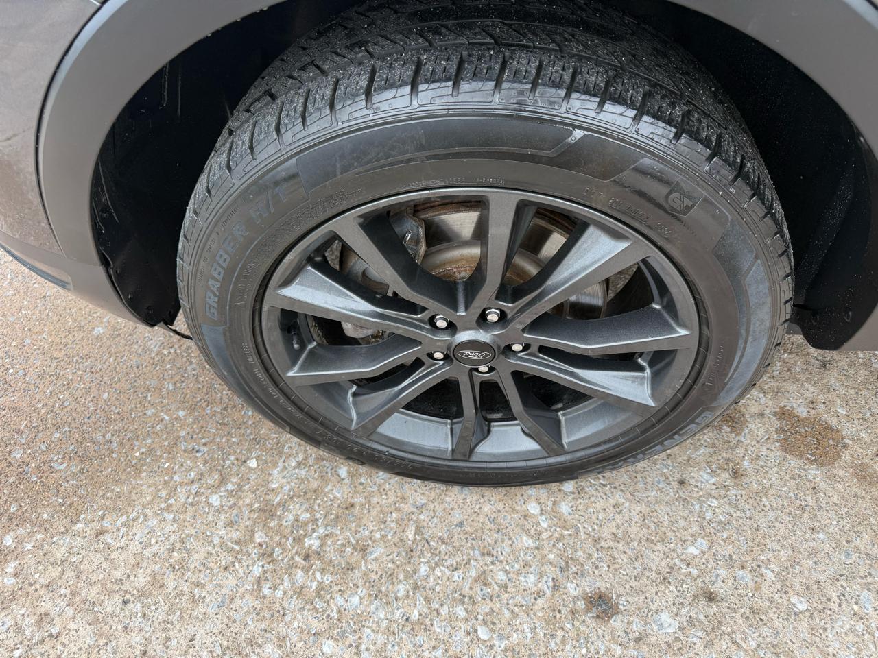 Ford Explorer XLT 4WD 2018