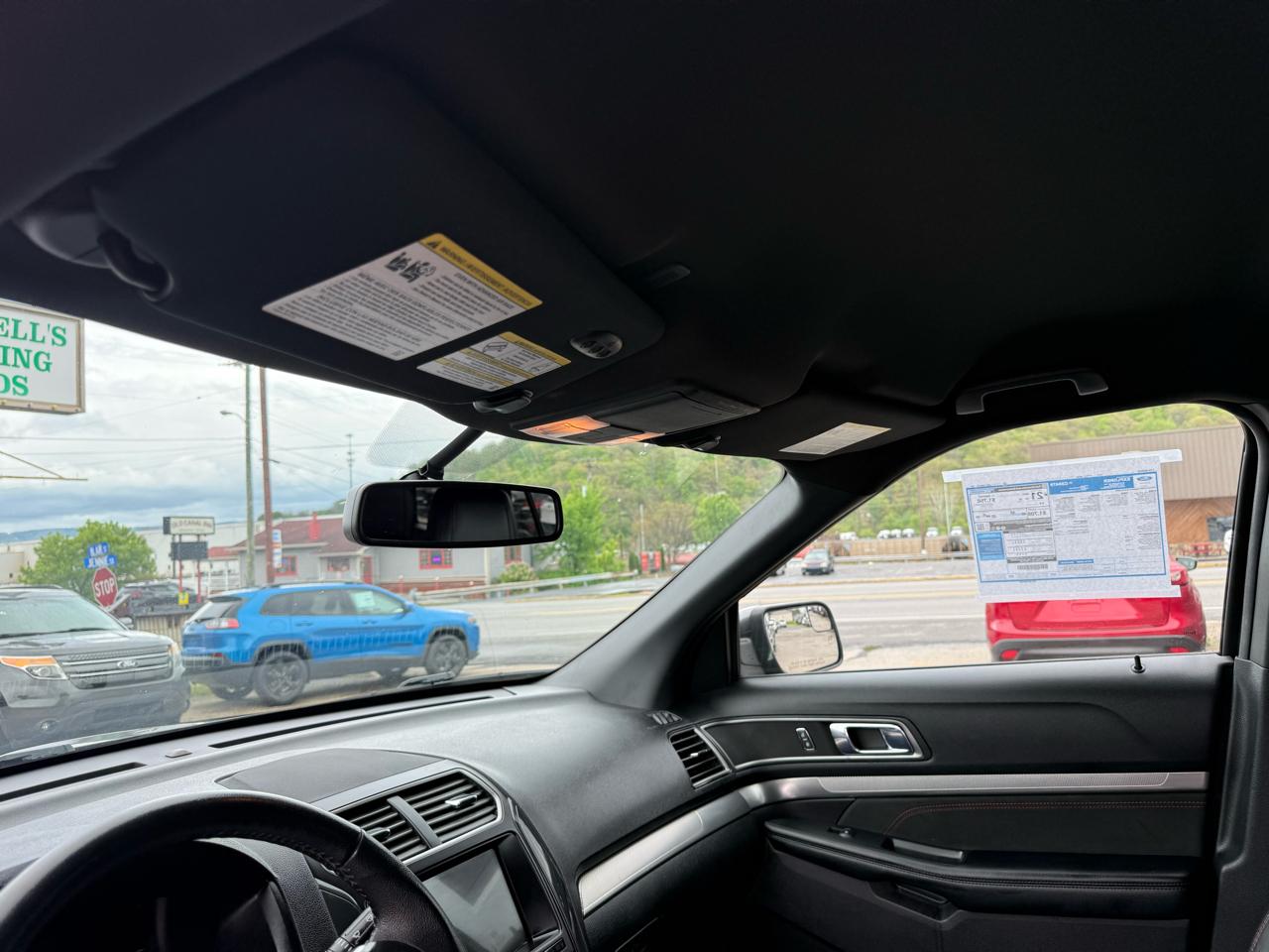 Ford Explorer XLT 4WD 2018