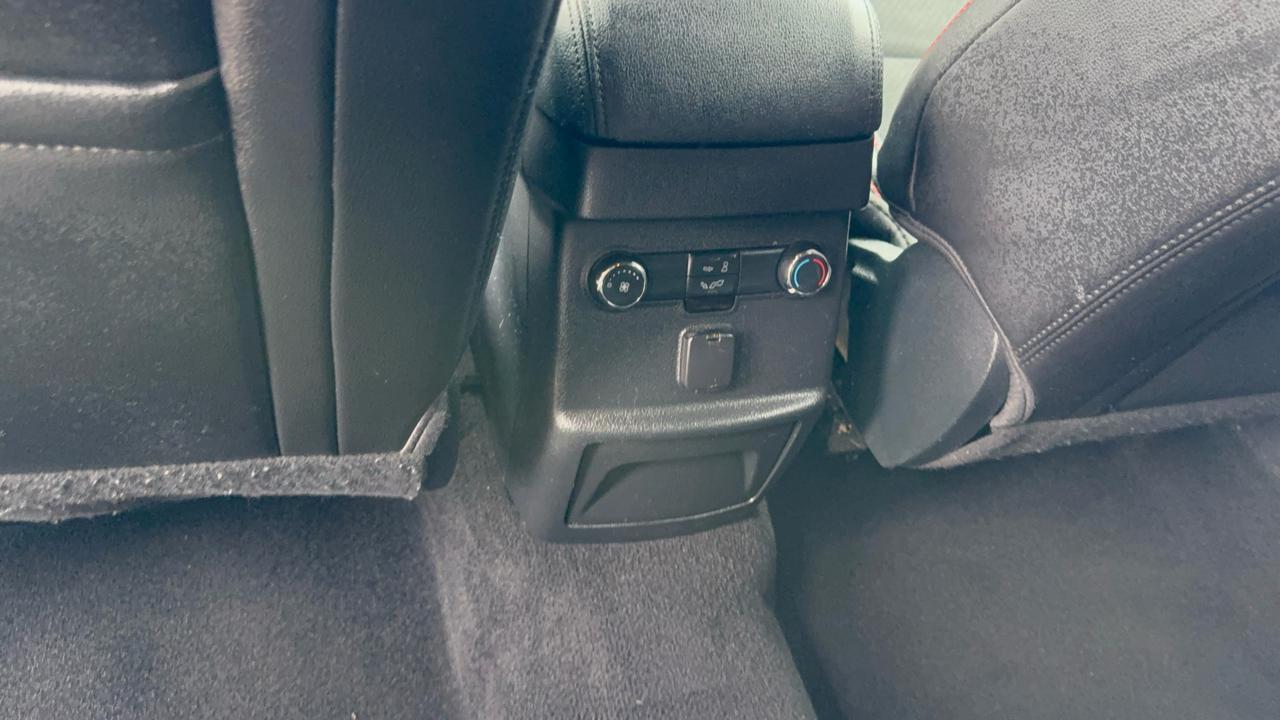 Ford Explorer XLT 4WD 2018
