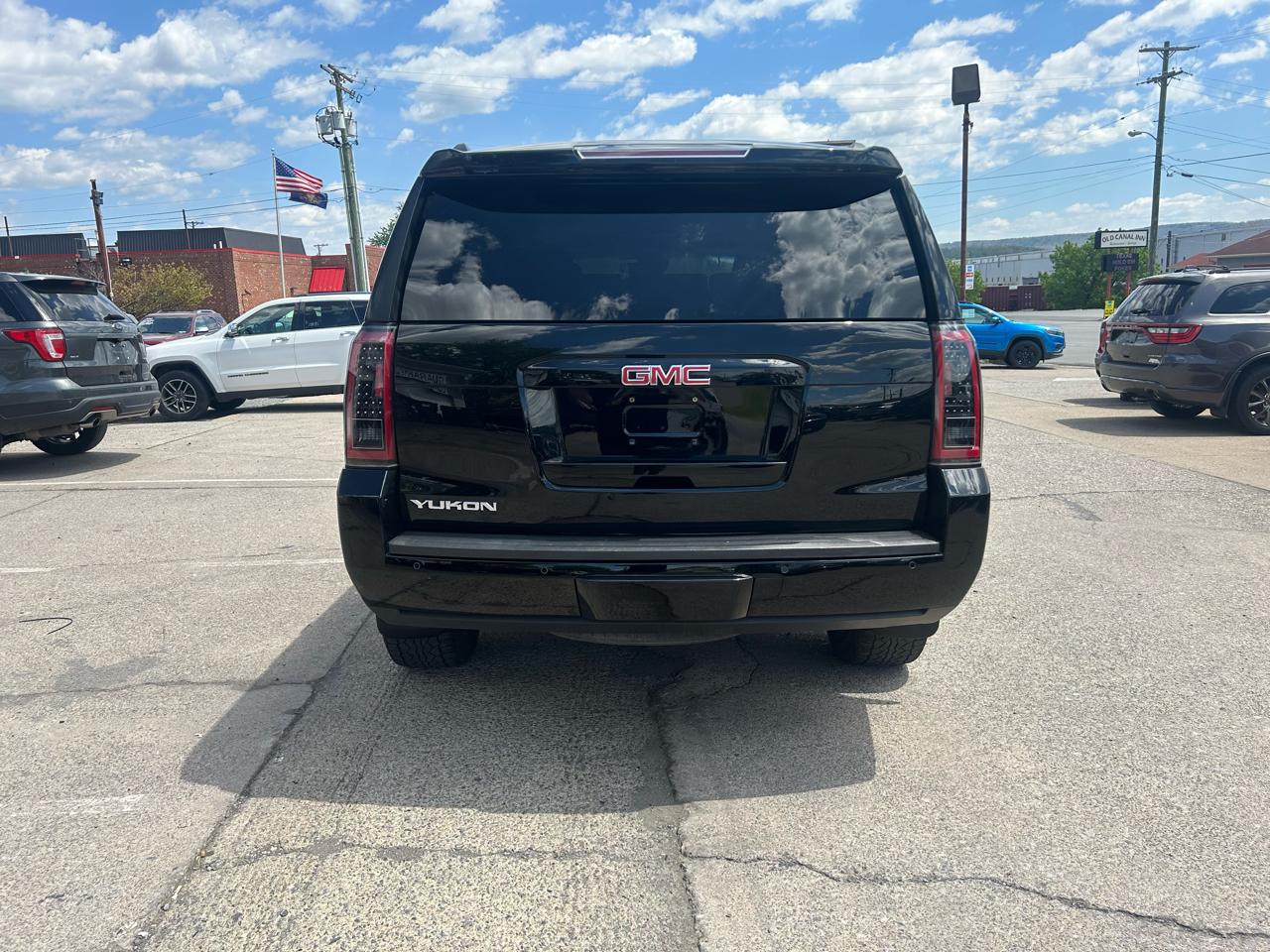 GMC Yukon SLT 4WD 2016