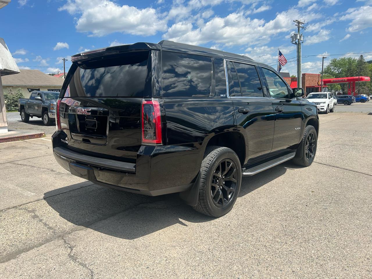 GMC Yukon SLT 4WD 2016