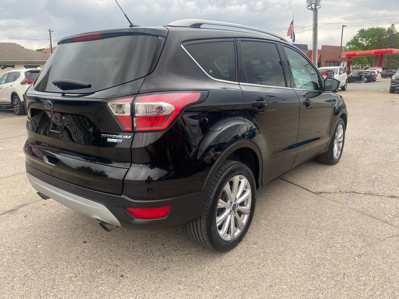 Ford Escape Titanium 4WD 2017