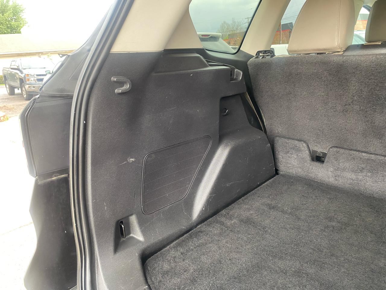 Ford Escape Titanium 4WD 2017
