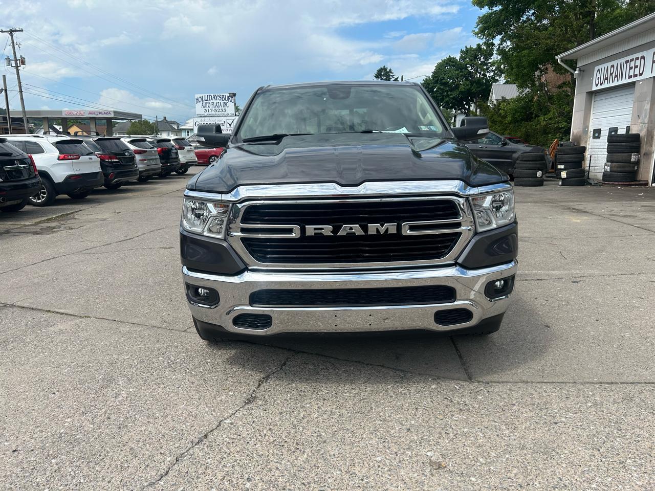 RAM 1500 Big Horn Crew Cab SWB 4WD 2020