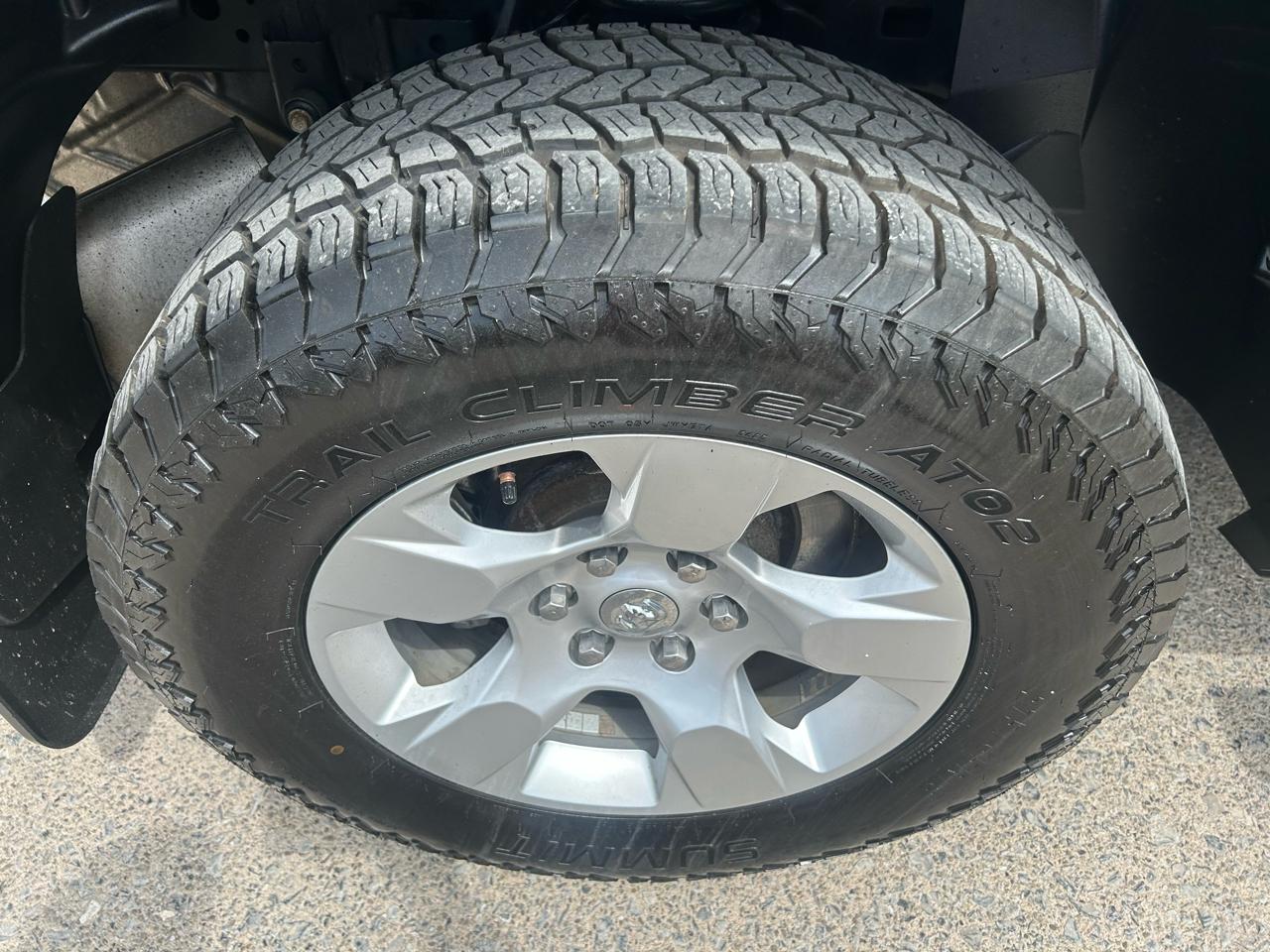 RAM 1500 Big Horn Crew Cab SWB 4WD 2020