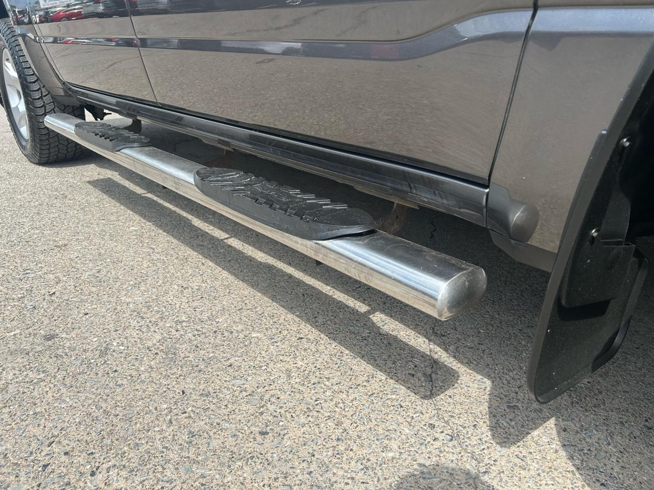 RAM 1500 Big Horn Crew Cab SWB 4WD 2020