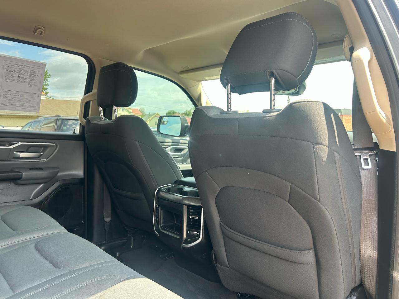 RAM 1500 Big Horn Crew Cab SWB 4WD 2020