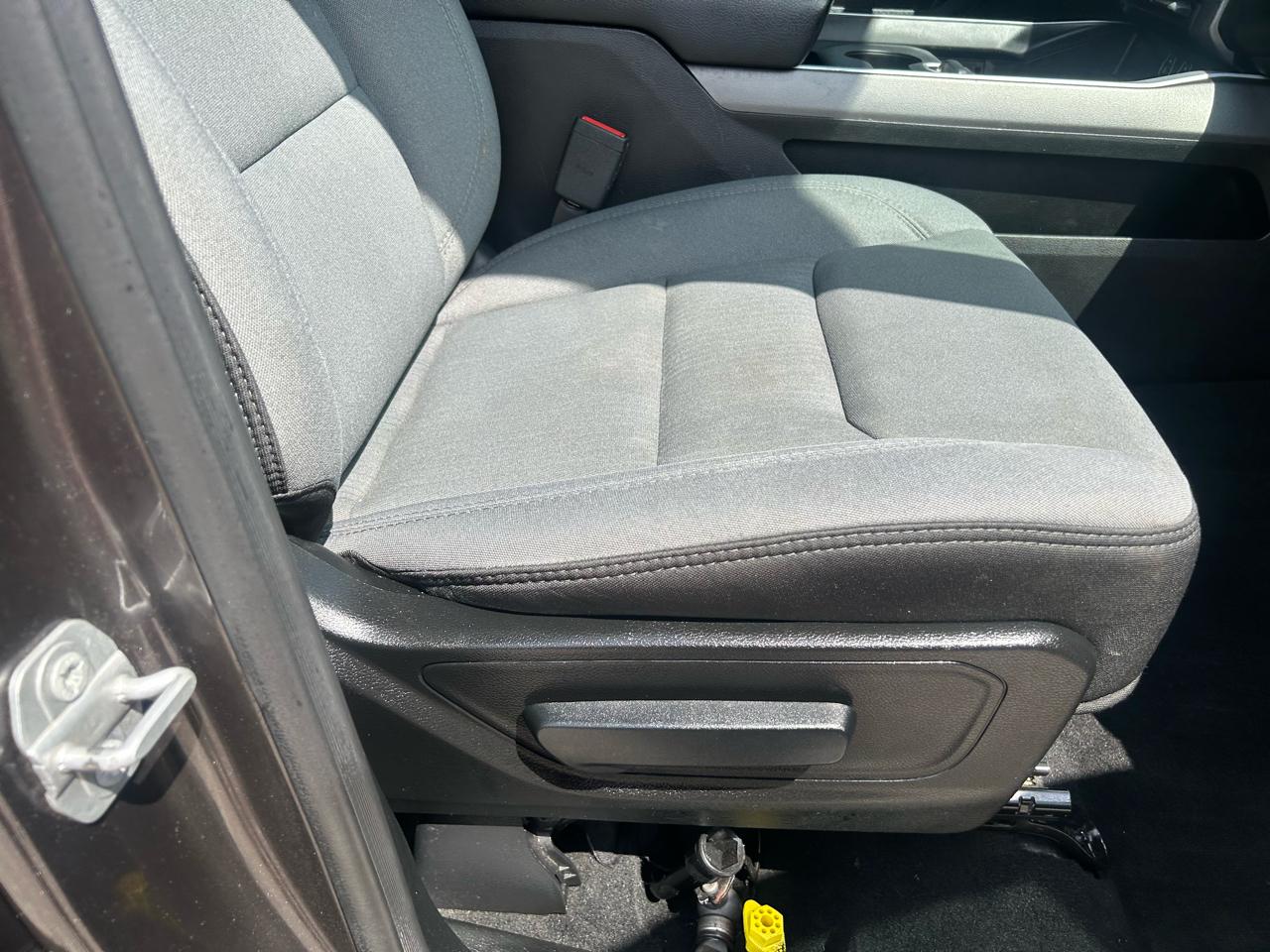 RAM 1500 Big Horn Crew Cab SWB 4WD 2020