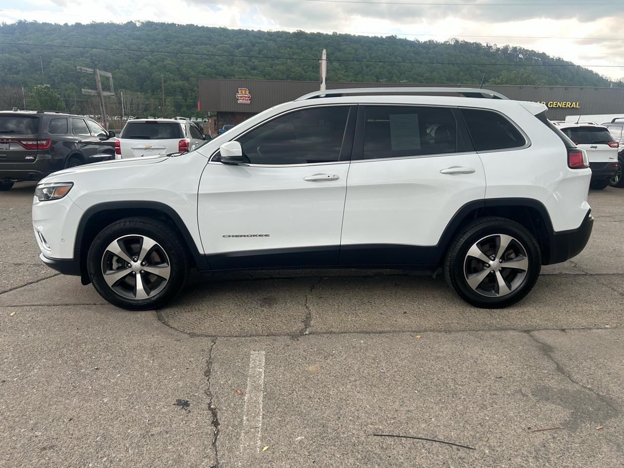 Jeep Cherokee Limited 4WD 2021