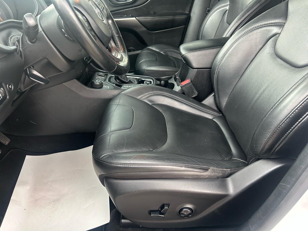 Jeep Cherokee Limited 4WD 2021