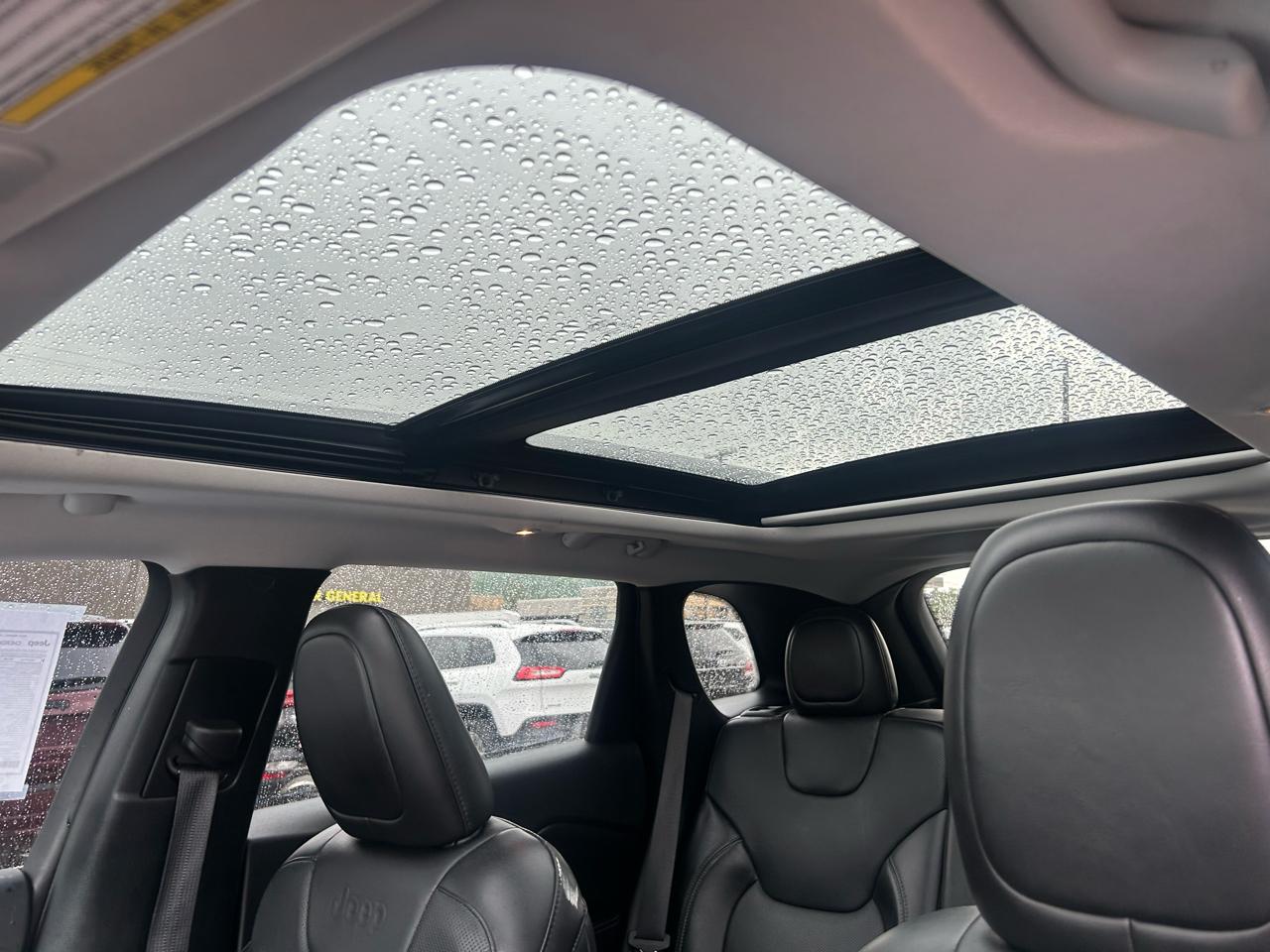 Jeep Cherokee Limited 4WD 2021