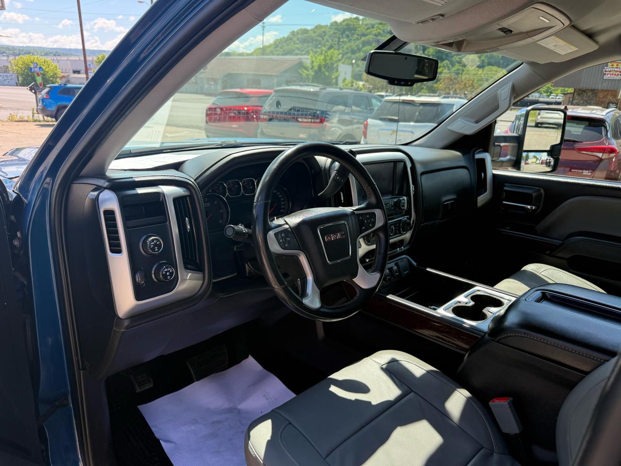 GMC Sierra 1500 SLT Crew Cab Short Box 4WD 2015