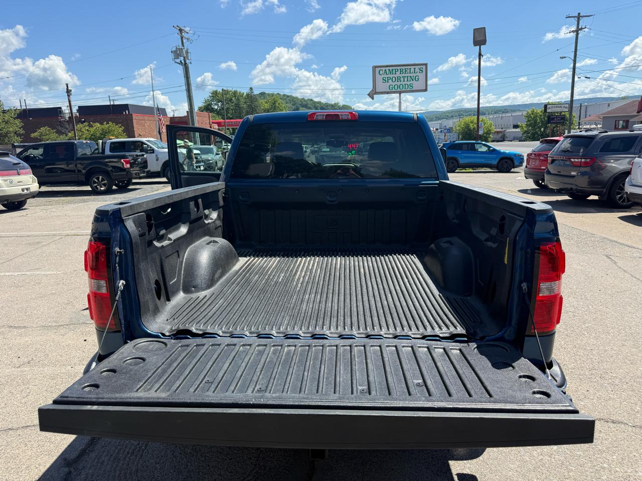 GMC Sierra 1500 SLT Crew Cab Short Box 4WD 2015