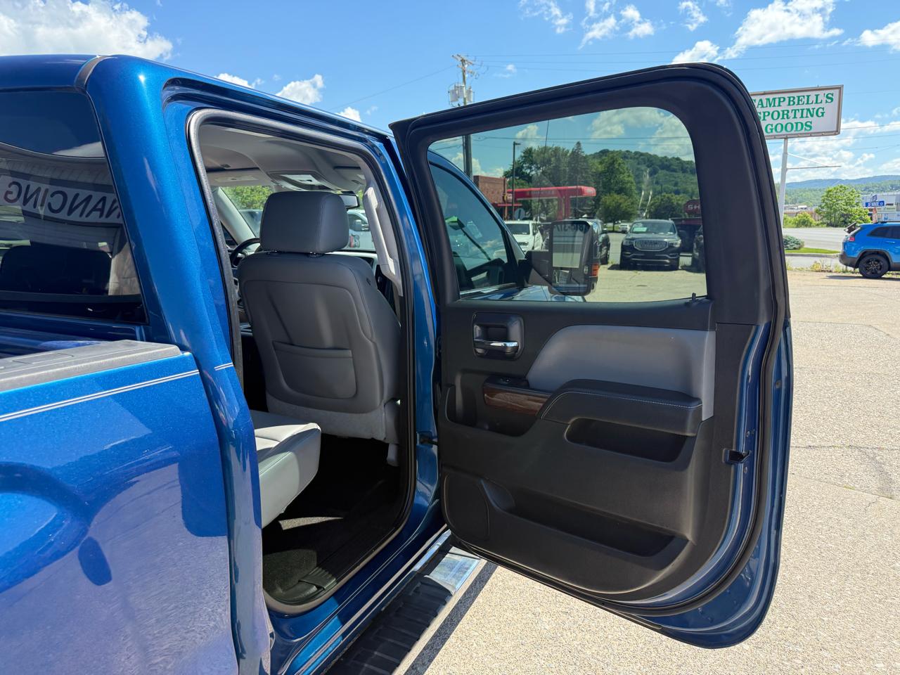 GMC Sierra 1500 SLT Crew Cab Short Box 4WD 2015