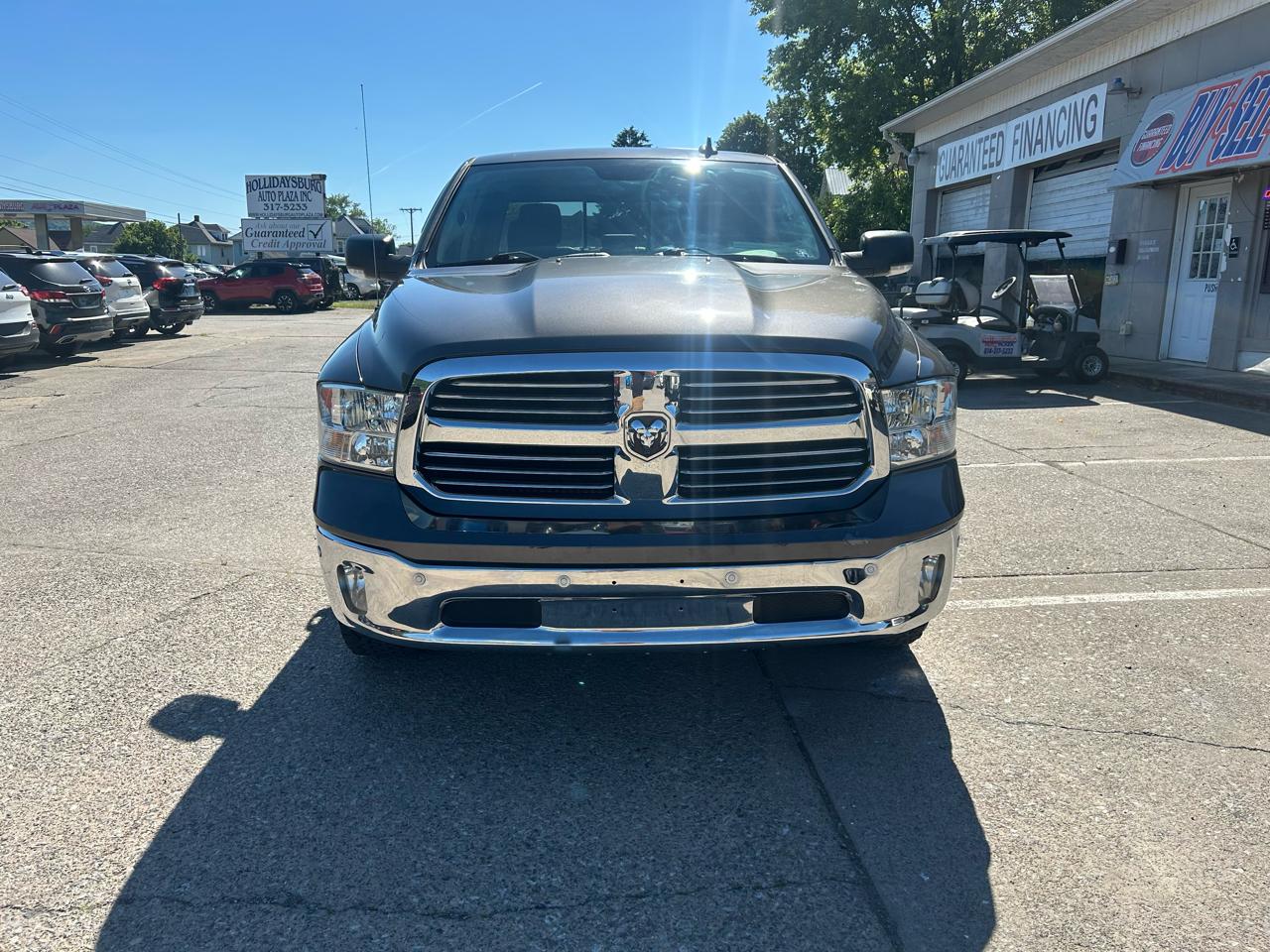 RAM 1500 SLT Crew Cab SWB 4WD 2016