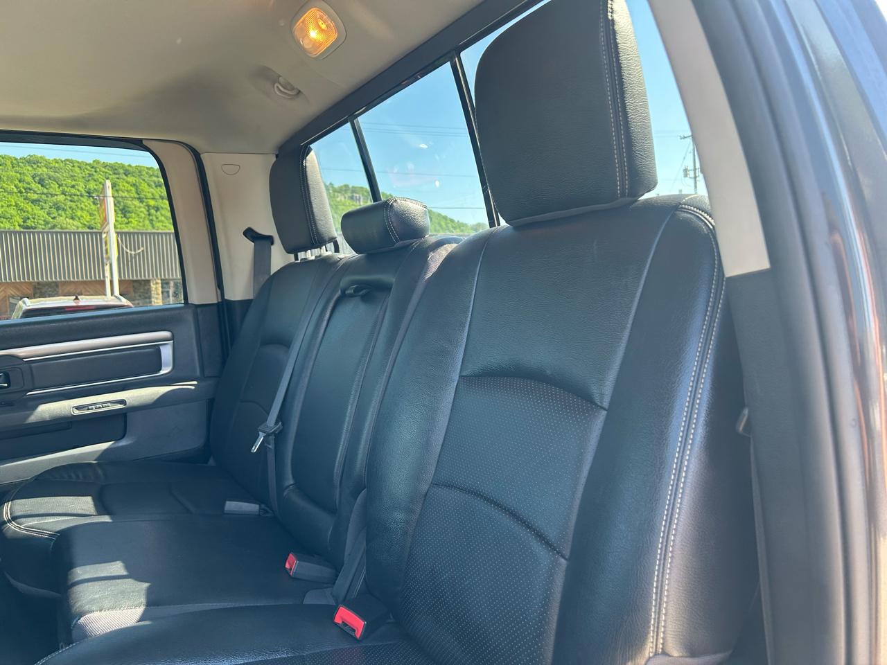 RAM 1500 SLT Crew Cab SWB 4WD 2016