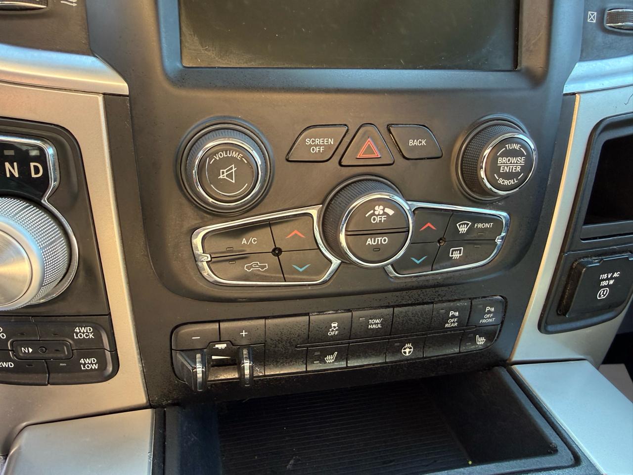 RAM 1500 SLT Crew Cab SWB 4WD 2016