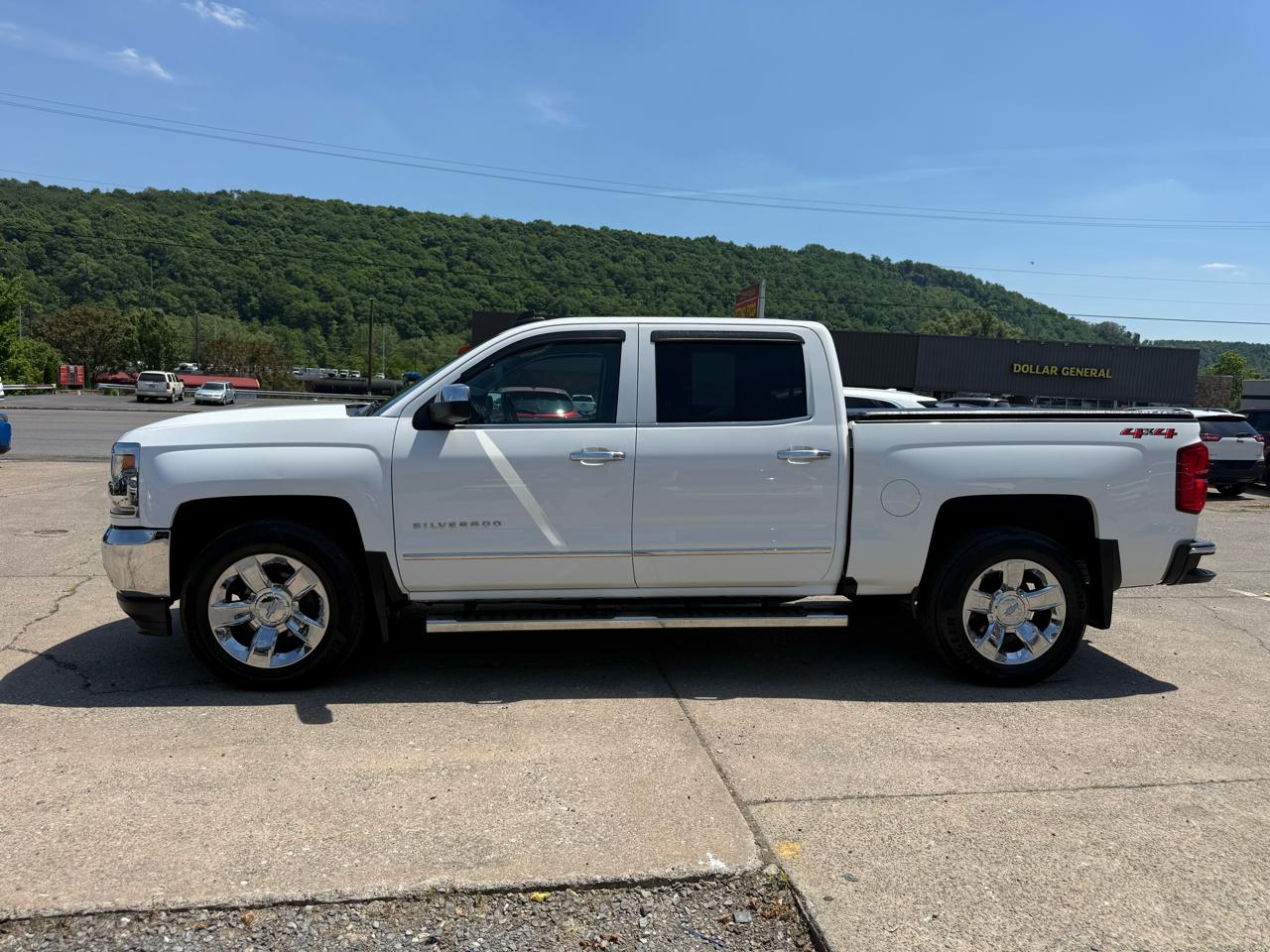 Chevrolet Silverado 1500 LTZ Crew Cab 4WD 2018