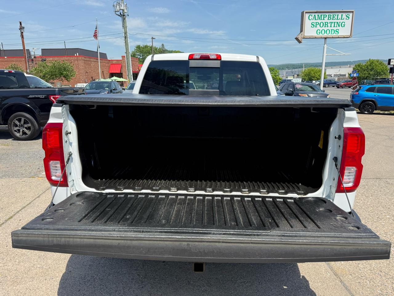 Chevrolet Silverado 1500 LTZ Crew Cab 4WD 2018