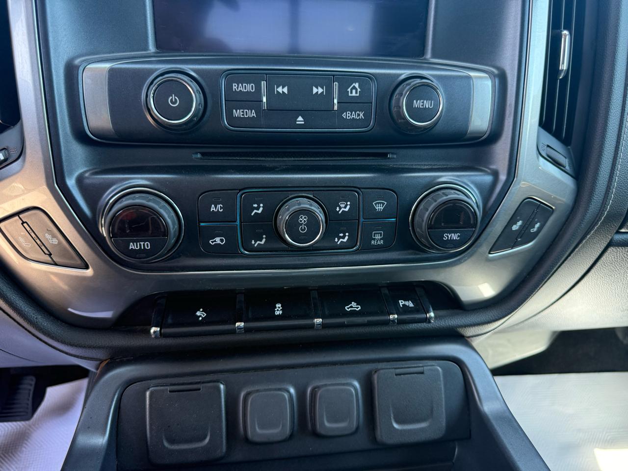 Chevrolet Silverado 1500 LTZ Crew Cab 4WD 2018