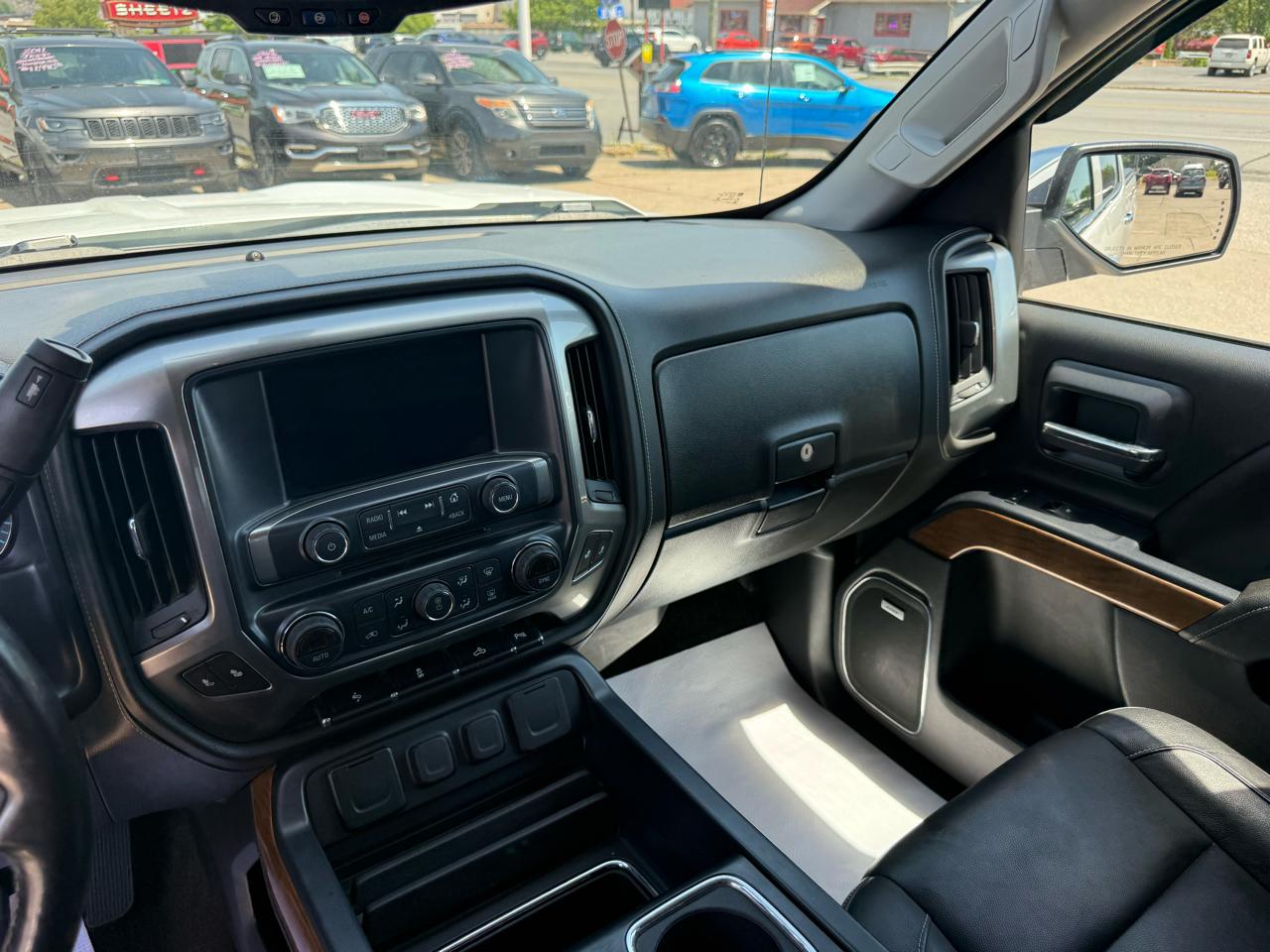 Chevrolet Silverado 1500 LTZ Crew Cab 4WD 2018