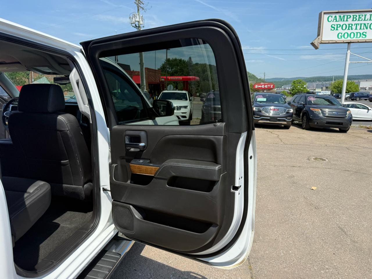 Chevrolet Silverado 1500 LTZ Crew Cab 4WD 2018