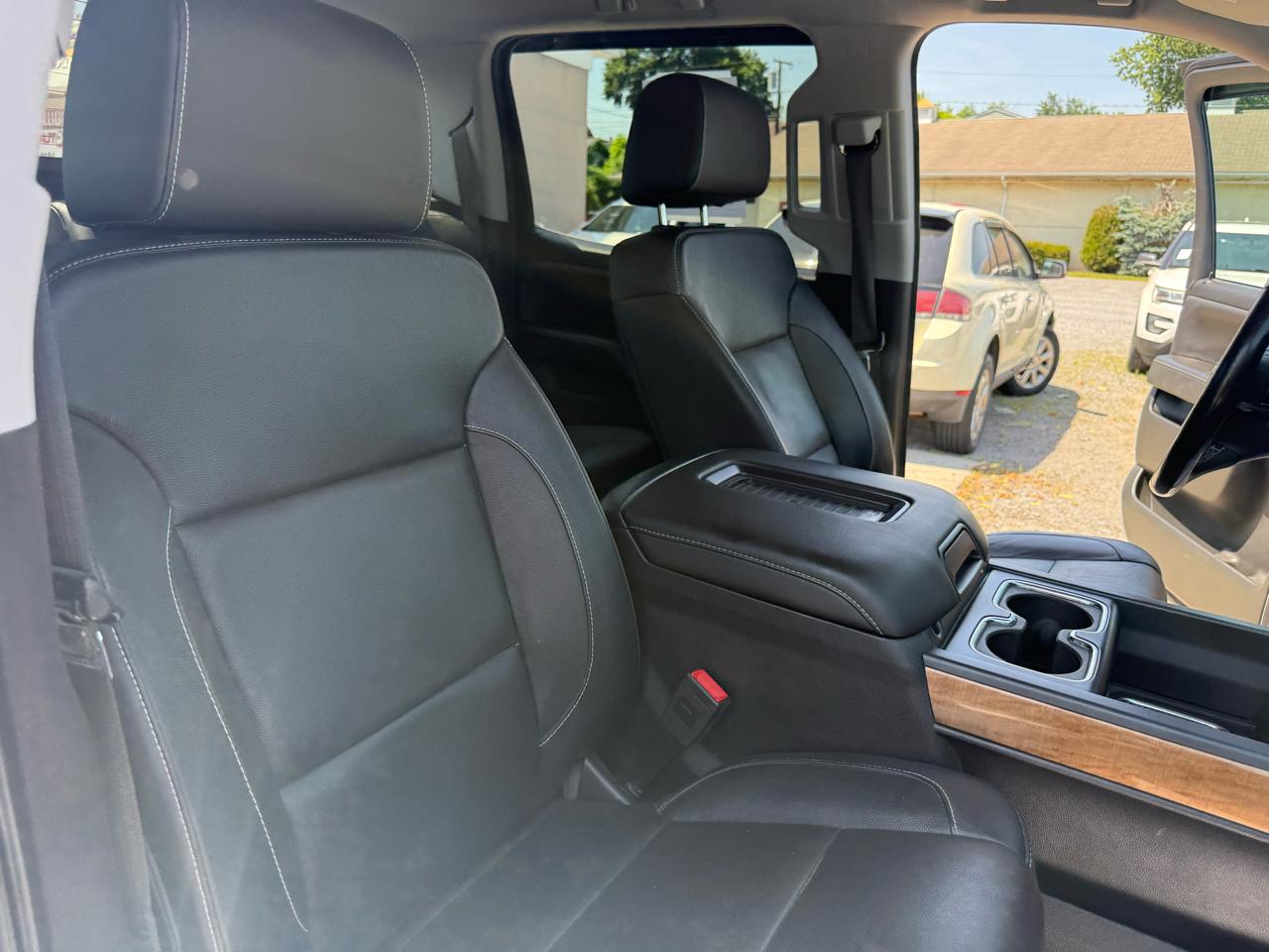 Chevrolet Silverado 1500 LTZ Crew Cab 4WD 2018