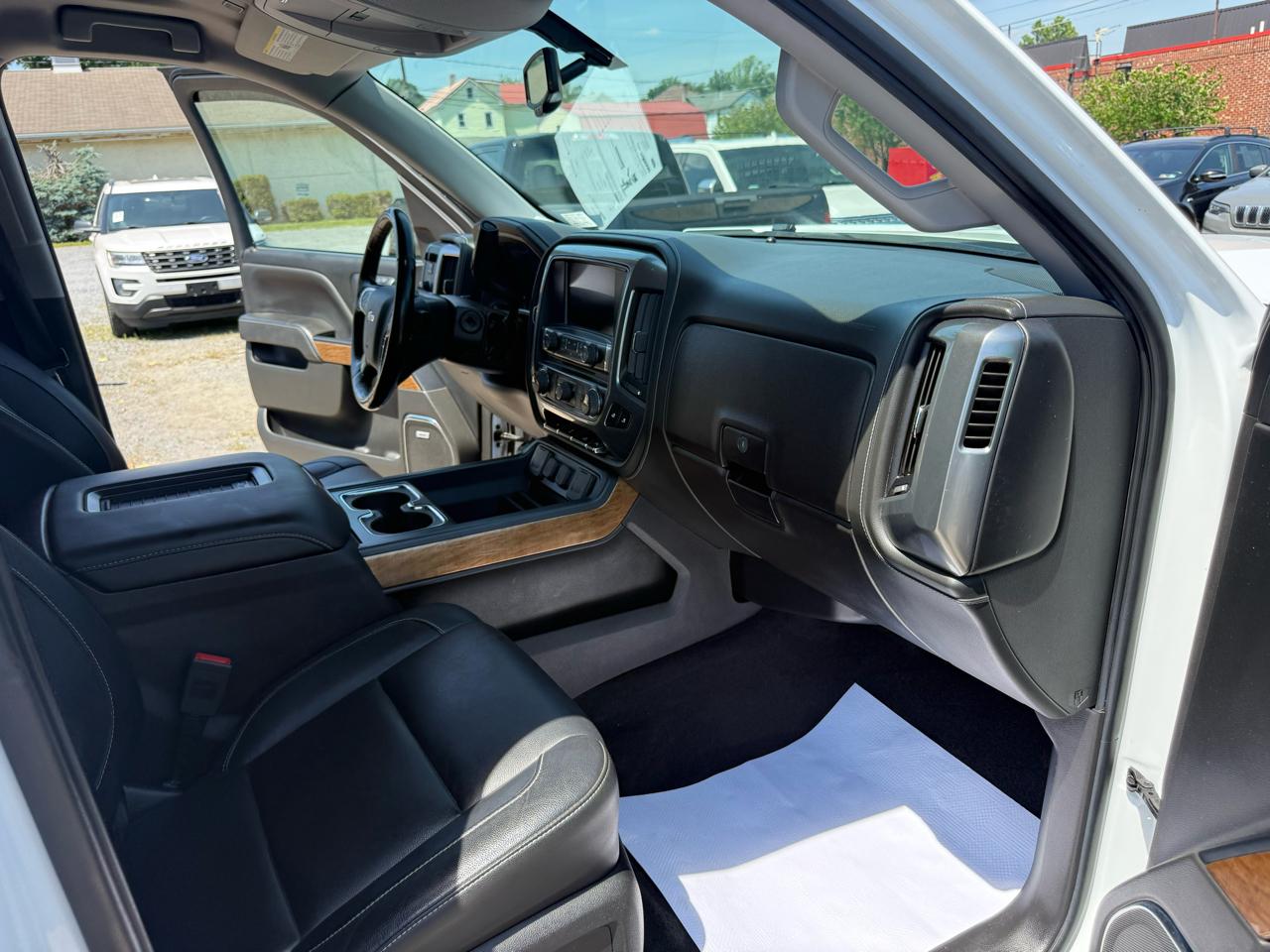 Chevrolet Silverado 1500 LTZ Crew Cab 4WD 2018