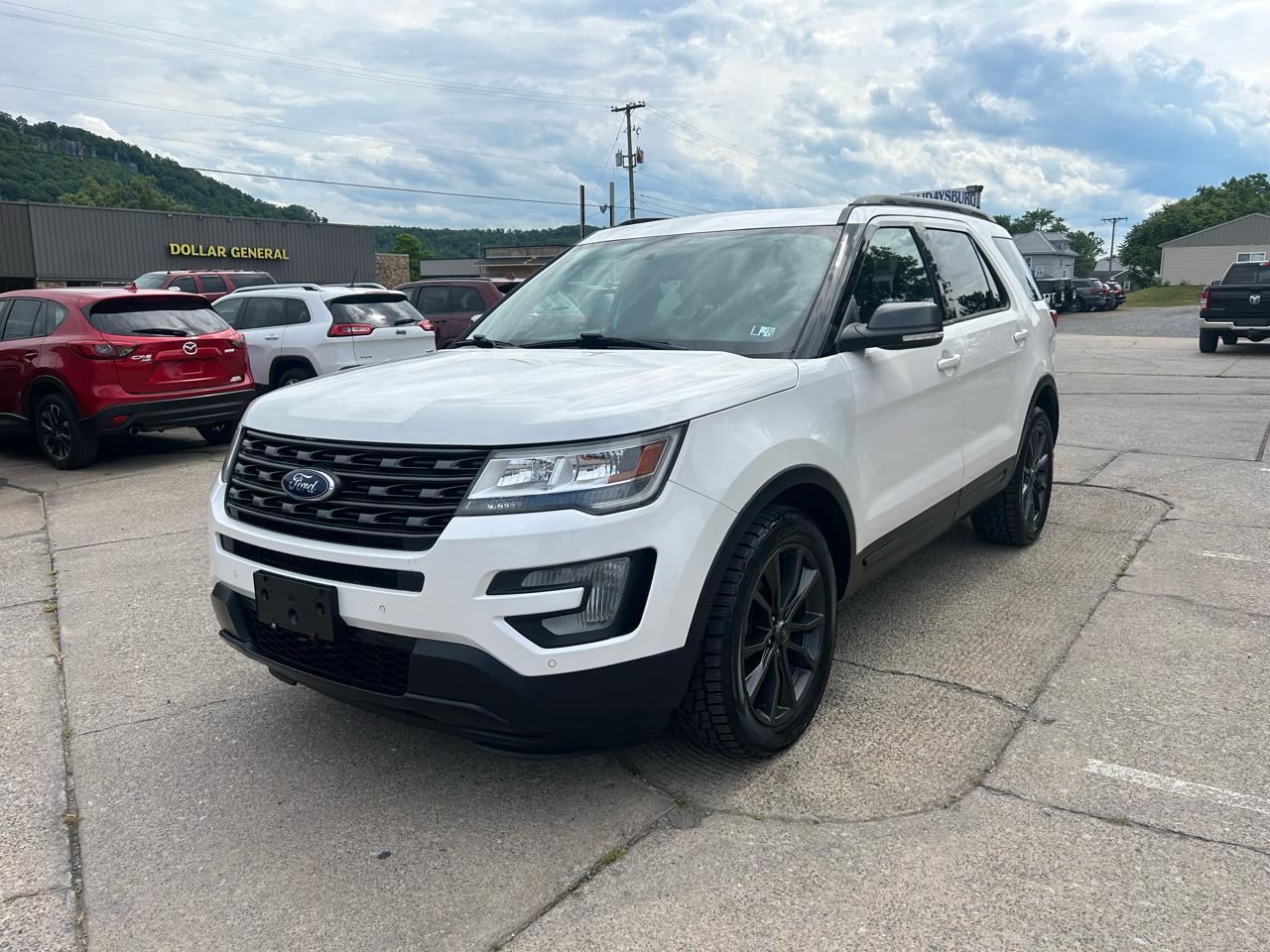 Ford Explorer XLT 4WD 2017