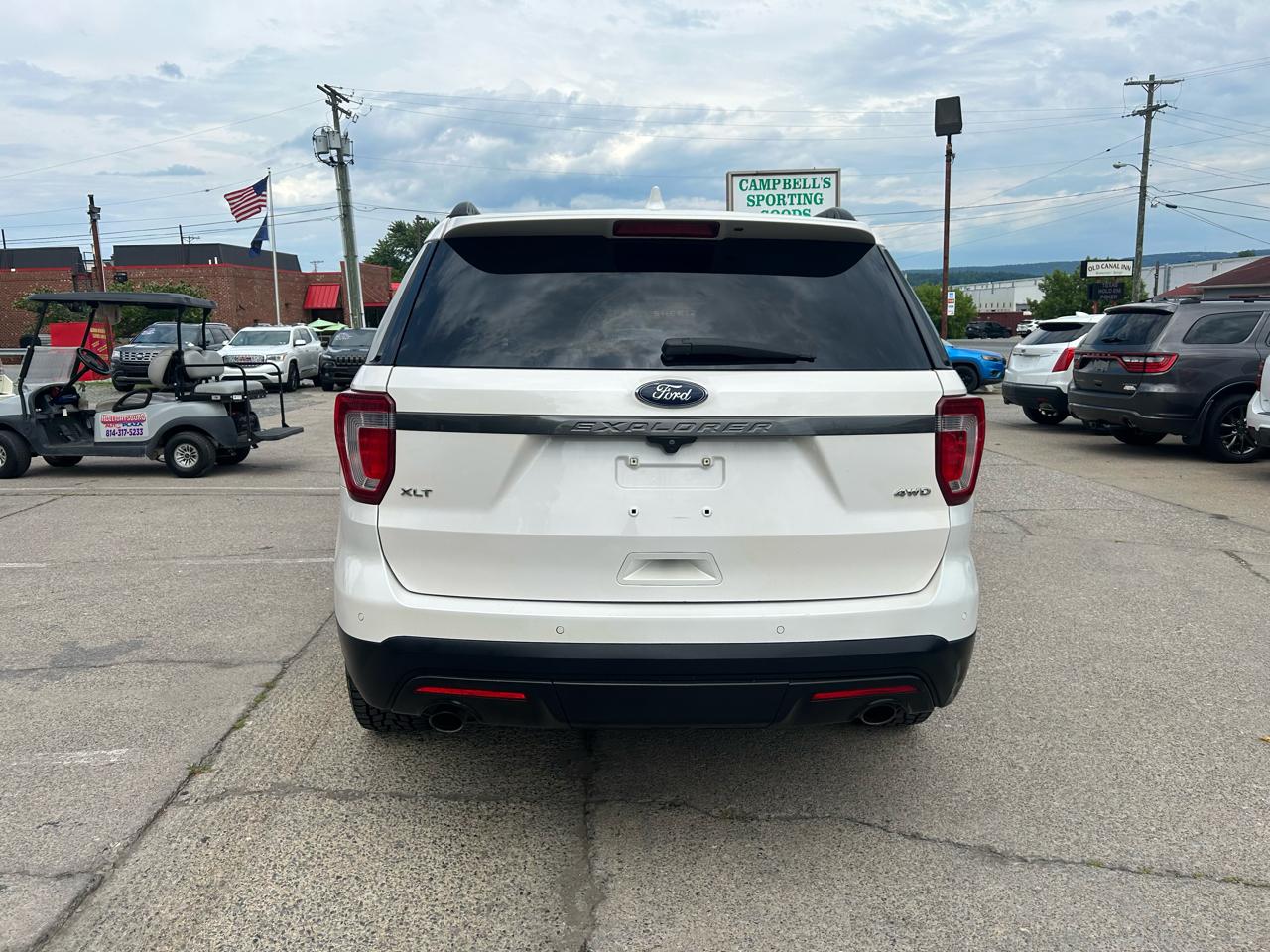 Ford Explorer XLT 4WD 2017