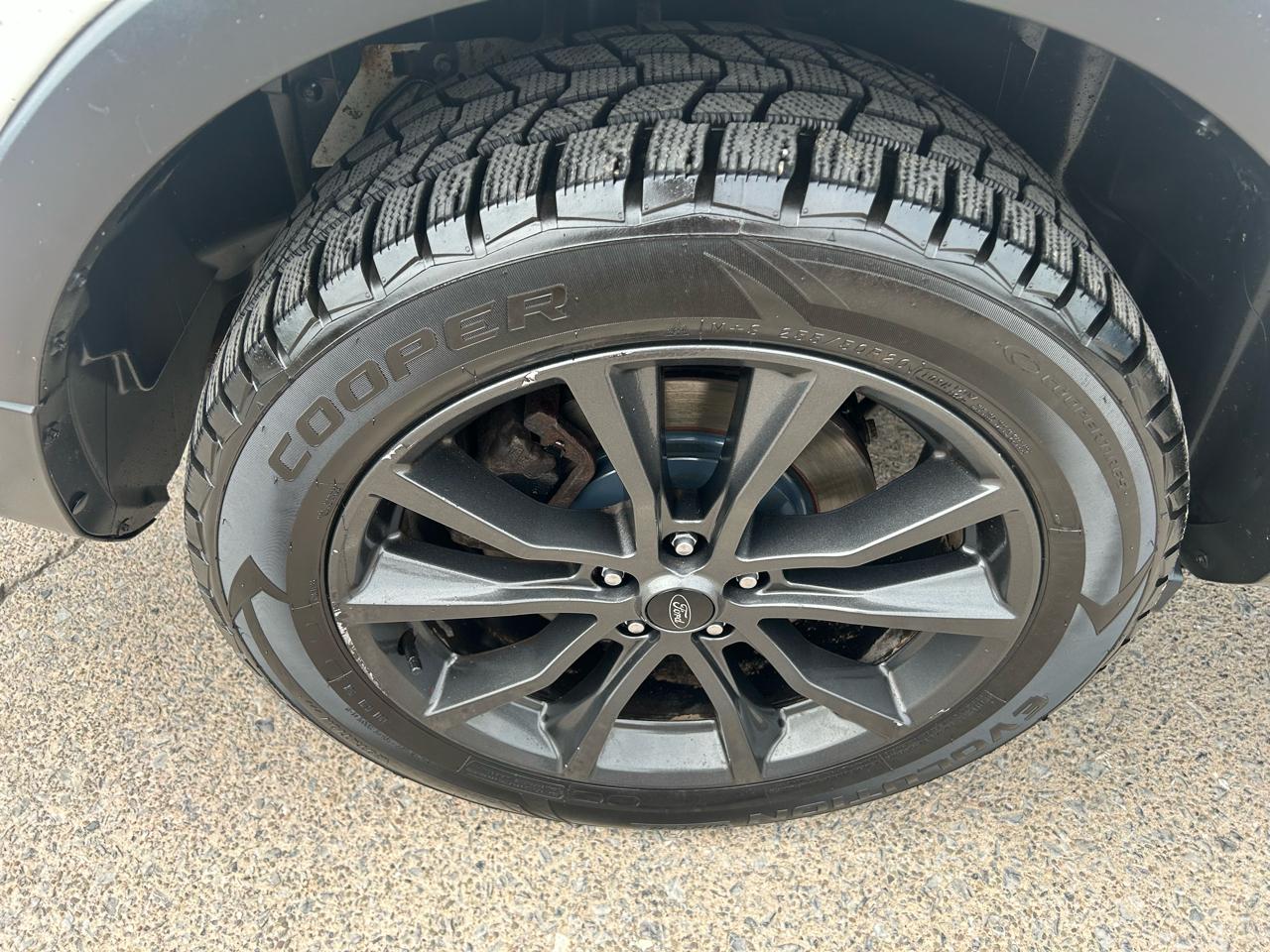 Ford Explorer XLT 4WD 2017