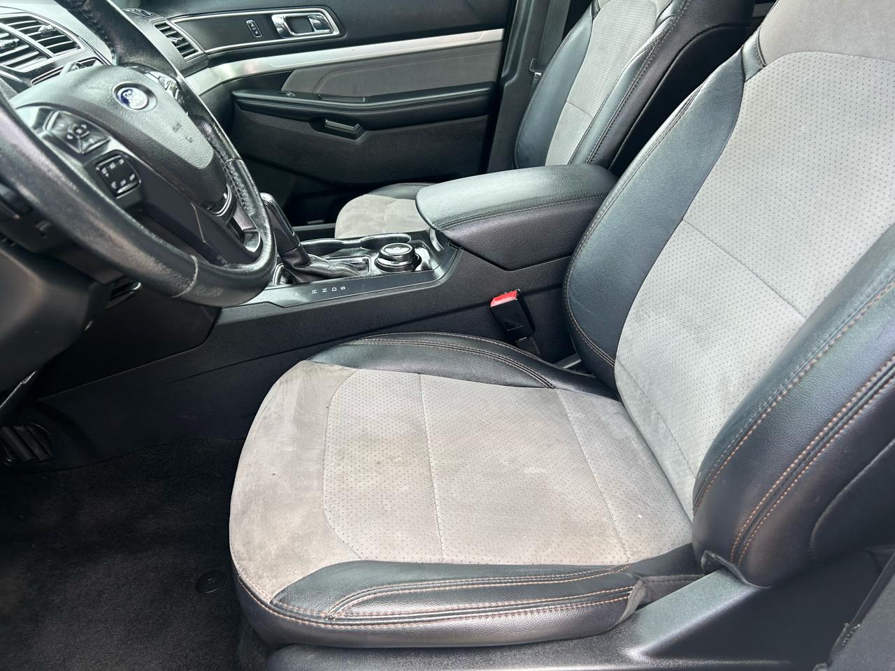 Ford Explorer XLT 4WD 2017
