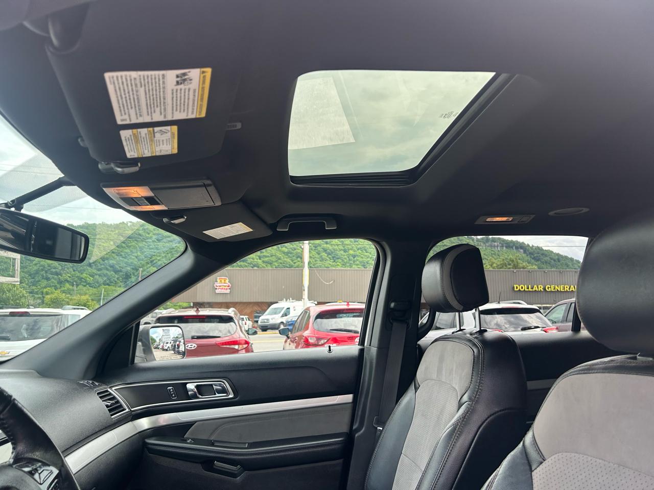Ford Explorer XLT 4WD 2017